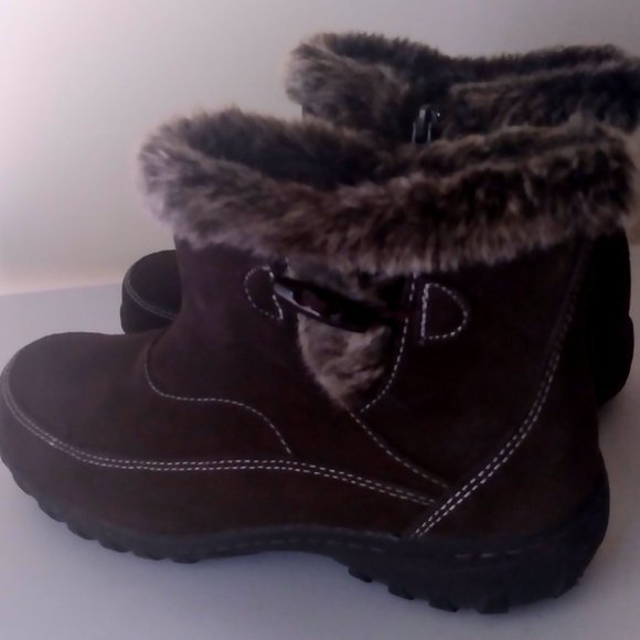 Khombu Gracie Winter Ankle Boots Faux Fur Lined Water Resistant 7M - Picture 2 of 13
